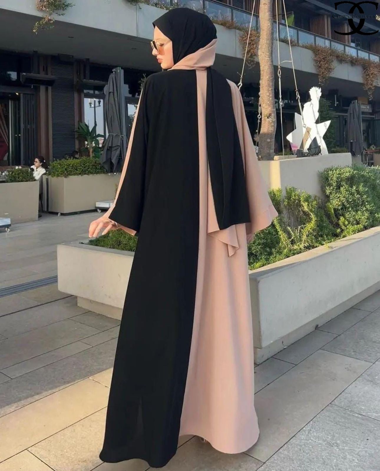 ELEGENT ABAYA WITH STOLLER